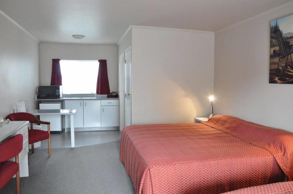 Settlers Motor Lodge Lower Hutt Extérieur photo